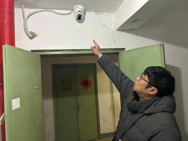 视察|AI录像头、电指纹……这些小区为防火上“科技”